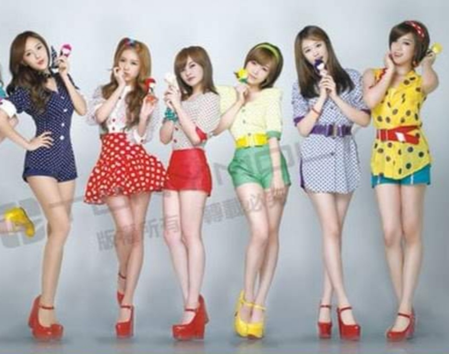 T ara roly poly. T-Ara Roly Poly Soyeon. Roly Poly девочка. Boram t Ara.